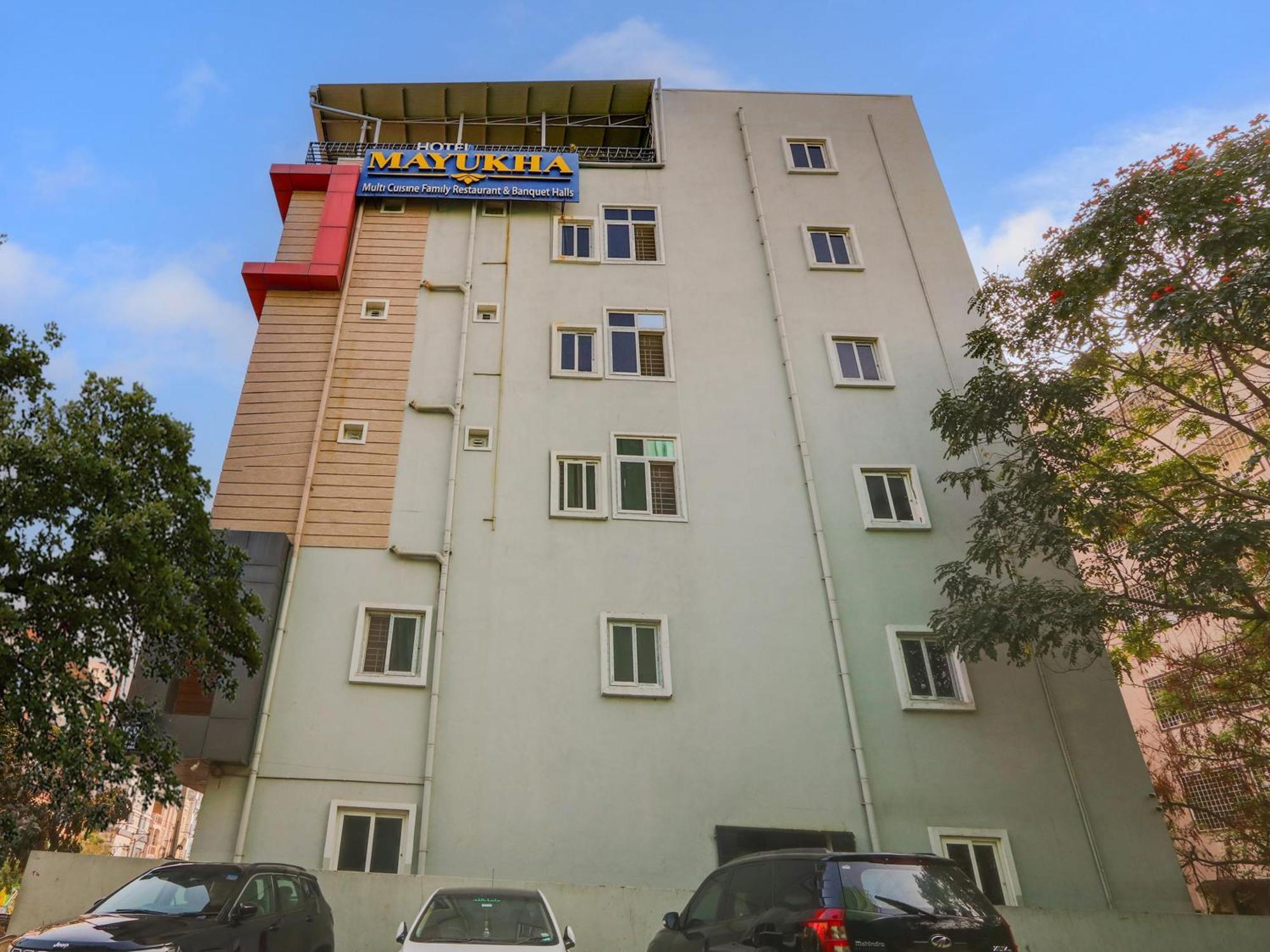 Super Townhouse Qualia Prime Hotel Near Nexus Mall Hyderabad Exterior photo