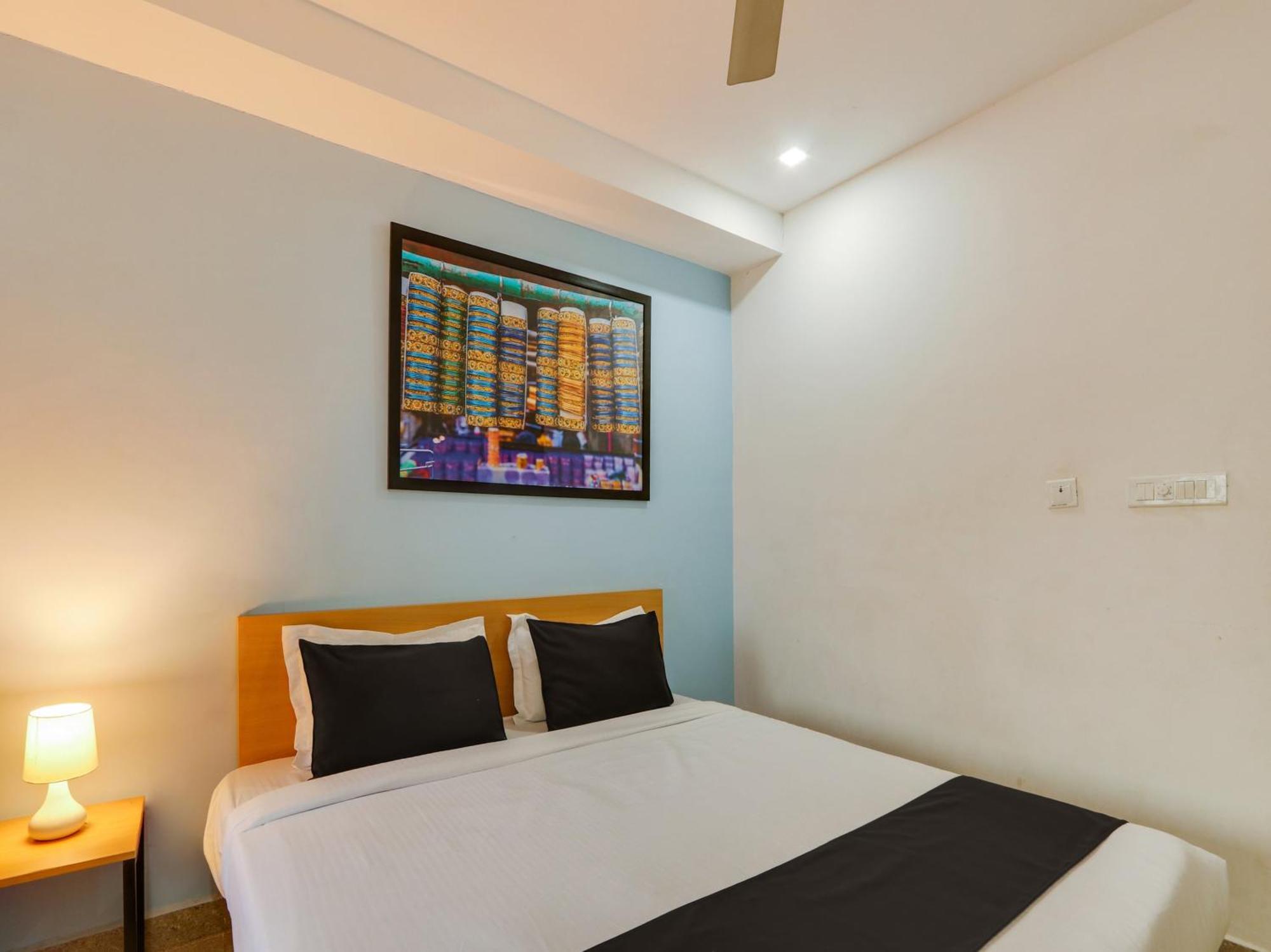 Super Townhouse Qualia Prime Hotel Near Nexus Mall Hyderabad Exterior photo